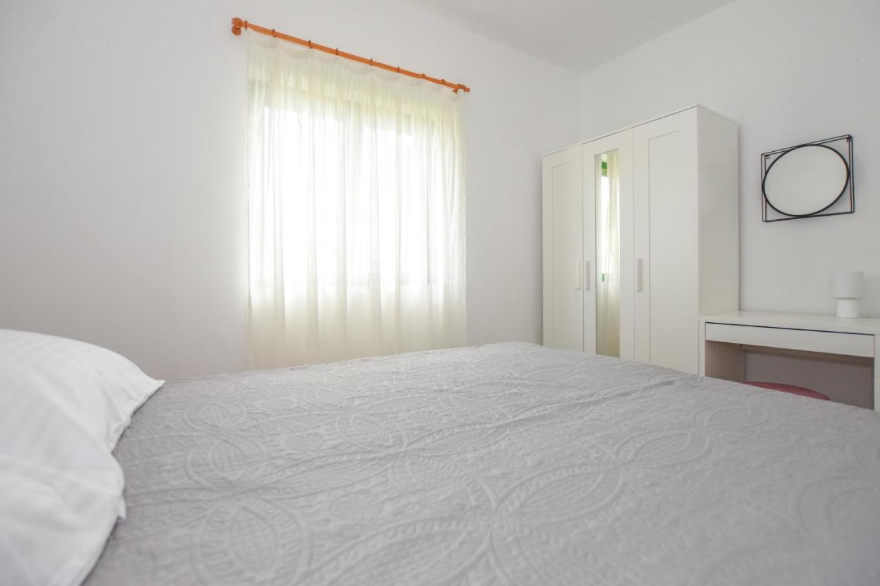 Apartments Kate พาก ภายนอก รูปภาพ